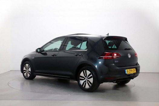 Volkswagen Golf - 1.4 TSI 204pk GTE DSG Panoramadak Leder Stoelverwarming Navigatie - 1