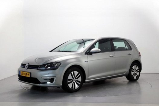 Volkswagen Golf - 1.4 TSI 204pk GTE DSG LED DAB+ Navigatie App-Connect ParkAssist - 1