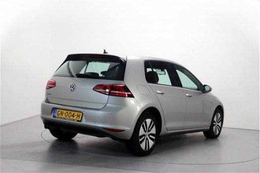 Volkswagen Golf - 1.4 TSI 204pk GTE DSG LED DAB+ Navigatie App-Connect ParkAssist - 1