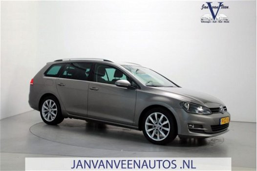 Volkswagen Golf Variant - 1.2 TSI Business Edition 6-bak Half-Leder Stoelverwarming Navigatie - 1