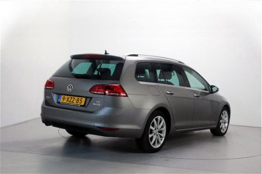 Volkswagen Golf Variant - 1.2 TSI Business Edition 6-bak Half-Leder Stoelverwarming Navigatie - 1