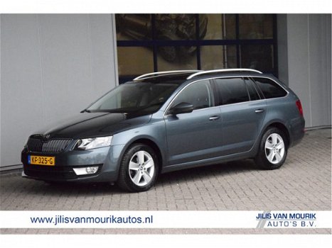 Skoda Octavia Combi - 1.6 TDI Greentech Style navi trekhaak mf-stuur - 1