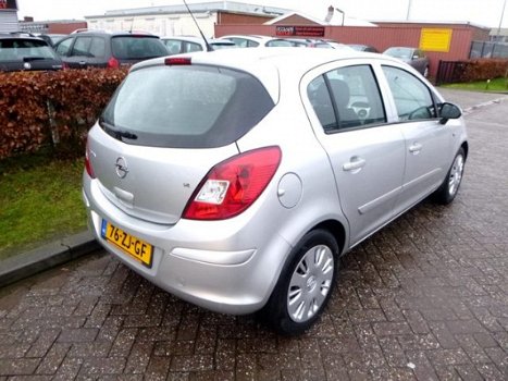 Opel Corsa - 1.4i 16V Enjoy 5 deurs + Airco - Cruisecontrol - 1