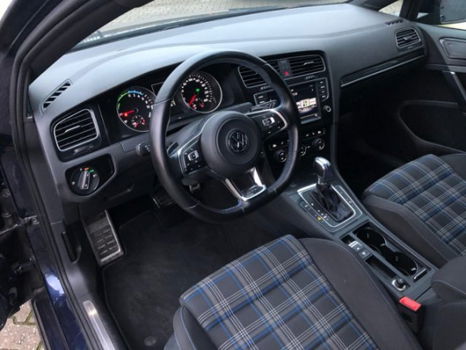 Volkswagen Golf - 1.4 TSI GTE DSG bj2015 5drs 7% Bijtelling *Pano *Navigatie *Prij - 1