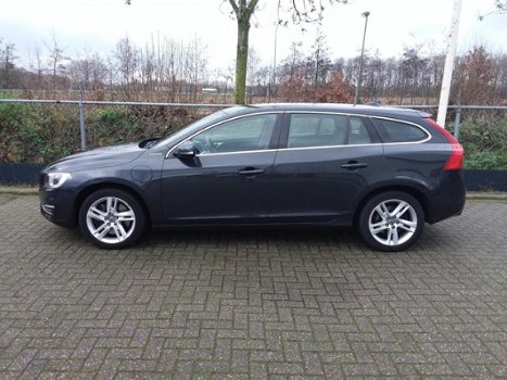 Volvo V60 - 2.4 D6 AWD Plug-In Hybrid Summum AUTOMAAT - 1