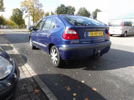 Renault Mégane - 1.4-16V Authentique - 1