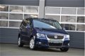 Volkswagen Touran - 1.4 TSI Highline BOVAG, GARANTIE, CLIMA, - 1 - Thumbnail