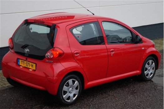 Toyota Aygo - 1.0-12V 5 deurs Airco Audio - 1