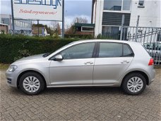 Volkswagen Golf - 1.6 TDI Highline