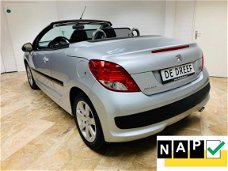 Peugeot 207 CC - 1.6 VTi 2e KERSTDAG GEOPEND VAN 12:00uur TOT 17:00uur