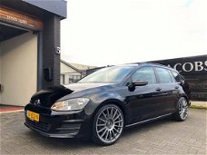 Volkswagen Golf - 1.6 TDi 150pk AiRRIDE SHOWCAR 19" OZ/NAVi/ECC