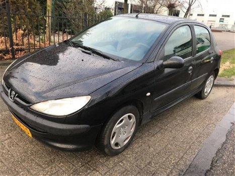 Peugeot 206 - 1.4 XT - 1