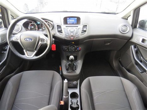 Ford Fiesta - 1.5 TDCi Style Ultimate Lease Edition Navi Airco PDC Cruise Bluetooth - 1