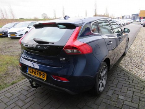 Volvo V40 - 2.0 D2 Ocean Race Business Xenon Panoramadak Leder Stoelverw Navi Clima PDC Bluetooth Cr - 1