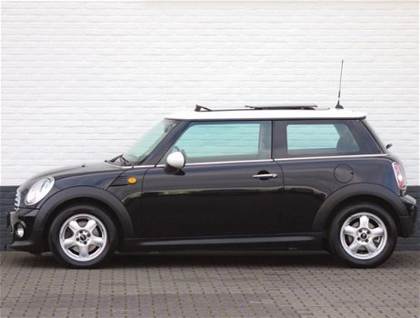 Mini Mini Cooper - 1.6 Business Line Pano Climate Cruise 89830 km - 1