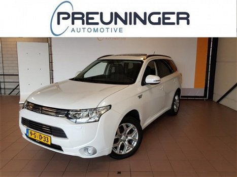 Mitsubishi Outlander - 2.0 PHEV Instyle | Navi - Camera - Cruise Contr | - 1