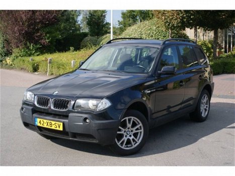 BMW X3 - 2.0d Executive NAV/ECC/Dealer ond - 1