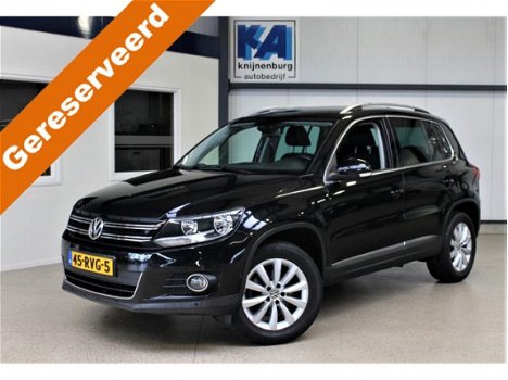 Volkswagen Tiguan - 1.4 TSI Sport&Style Navigatie - Mistlampen - Stuurwielbediening- PDC 100% (Deale - 1