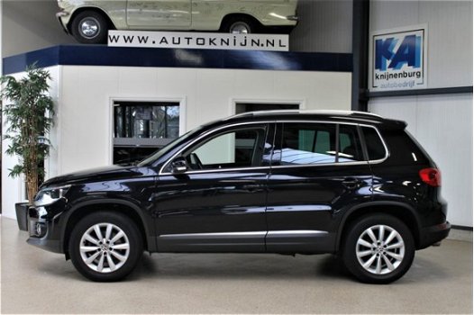 Volkswagen Tiguan - 1.4 TSI Sport&Style Navigatie - Mistlampen - Stuurwielbediening- PDC 100% (Deale - 1