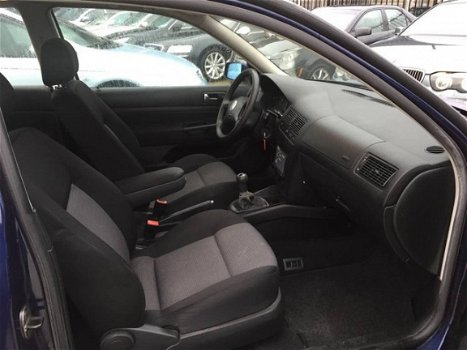 Volkswagen Golf - 1.9 TDI - 1