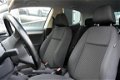 Volkswagen Golf - 16V SPORT 19