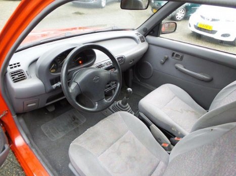 Nissan Micra - 1.3 L / stuurbekrachtiging / apk 11-2020 - 1