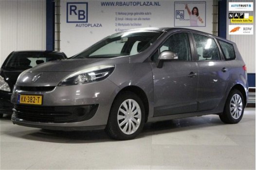 Renault Grand Scénic - 1.5 dCi Express. 7p. 7 PERSOONS / 2012 / 158dkm - 1