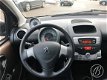 Peugeot 107 - 1.0 68PK 5D Automaat Active Airco - 1 - Thumbnail