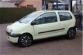 Renault Twingo - 1.2 Emotion 1e eig, Airco Cd Elec ramen - 1 - Thumbnail