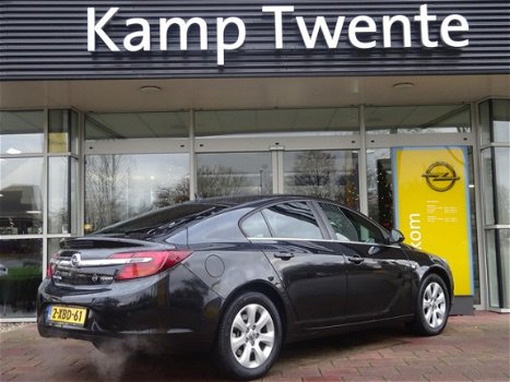 Opel Insignia - 1.6 Turbo 170 PK 5 Deurs Business+, Navi, AGR stoelen - 1