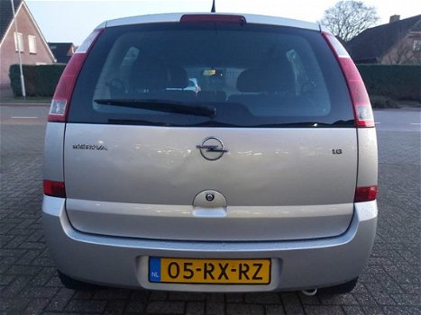 Opel Meriva - 1.6-16V Enjoy Zomer- en winterset banden - 1