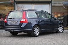 Volvo V70 - 2.0 D3 Automaat Limited Edition | Leder | Elektrisch bedienbare kofferklep | Trekhaak 16