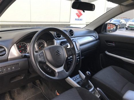 Suzuki Vitara - 1.6 Exclusive Navi Clima Cruise Trekhaak Stoelverwarming - 1