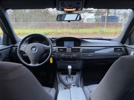 BMW 3-serie Touring - 318d M Sport Edition Xenon/Navi/Panorama/19