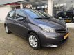 Toyota Yaris - 1.3 VVT-i Aspiration - 1 - Thumbnail