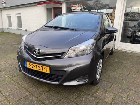 Toyota Yaris - 1.3 VVT-i Aspiration - 1