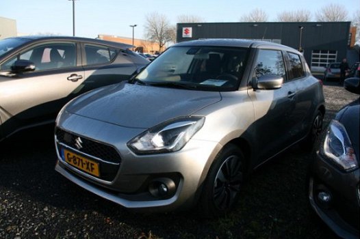 Suzuki Swift - 1.2 Stijl Smart Hybrid - 1