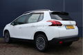 Peugeot 2008 - 1.2 110 pk Active / Panoramadak / Navigatie / Parkeerhulp / Apple Car Play - 1 - Thumbnail