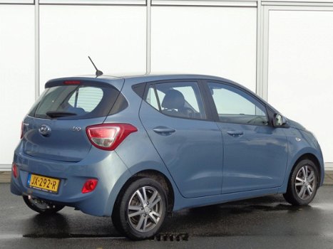 Hyundai i10 - 1.0i Blue 66pk i-MOTION COMFORT PLUS | CLIMA | TREKHAAK | CRUISE | LMV | - 1