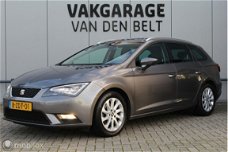 Seat Leon ST - 1.6 TDI Ecomotive Lease Sport Trekhaak Navi Alcantara/Cruise