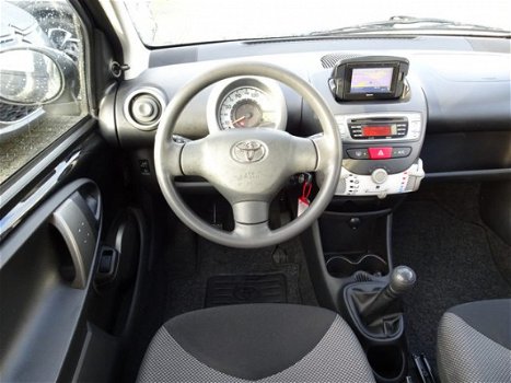 Toyota Aygo - 1.0 VVT-i Comfort Navi/Airco/Radio-CD-USB/Bluetooth/Elektrische ramen/LM-velgen - 1