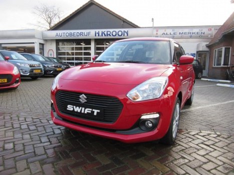 Suzuki Swift - 1.2 Select Smart Hybrid Navigatie, Nieuw - KENTEKEN VOORDEEL Tot 10 jaar Garantie - 1