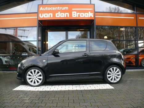 Suzuki Swift - 1.6 Sport 125PK Navi Xenon Climate Ctr Stoelverwarming Pdc 17