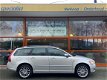 Volvo V50 - 2.5 T5 AWD Momentum - 1 - Thumbnail