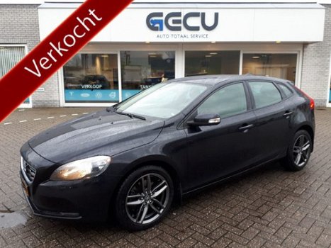 Volvo V40 - 1.6 T3 Kinetic - 1