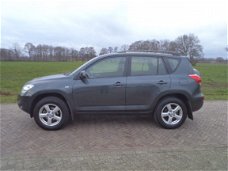 Toyota RAV4 - 2.0 VVTi Linea Sol 4 WD TRHAAK