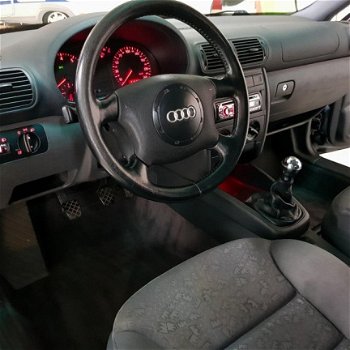 Audi A3 - 1.8 5V Attraction - 1