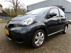 Toyota Aygo - 1.0-12V Aspiration Green Navigator Airco Navigatie