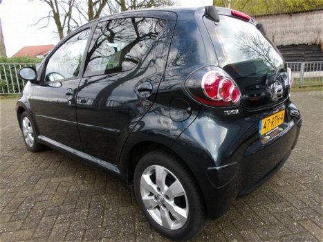 Toyota Aygo - 1.0-12V Aspiration Green Navigator Airco Navigatie - 1