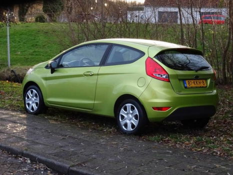 Ford Fiesta - 1.25 Trend met Airco Distributie vervangen - 1